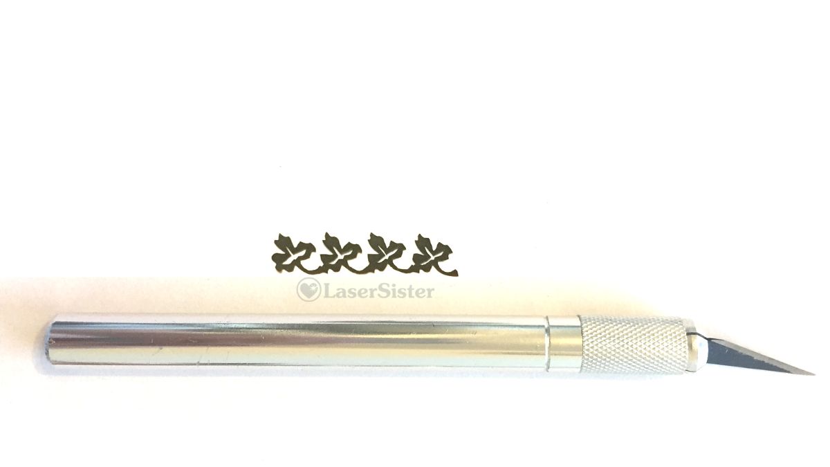 papercut 512 ivy leaf border - horizontal - LaserSister - KayVincent